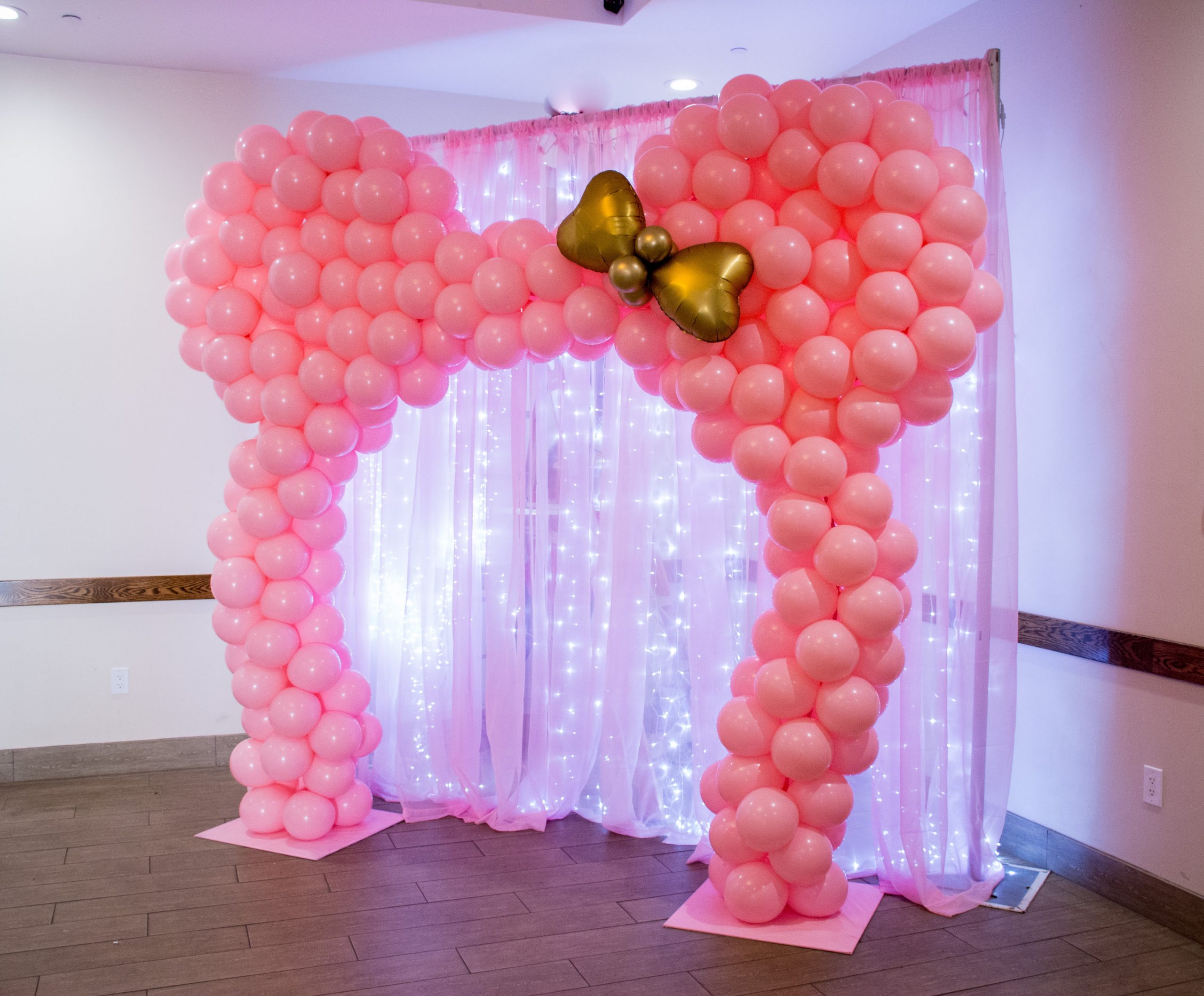 Minnie Mouse Ears Pink Balloon Arch